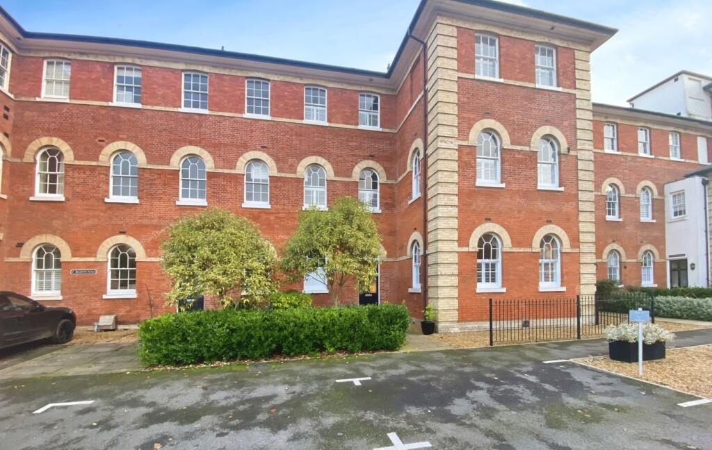 Main image of property: Ribbans Park Road, Ipswich, Suffolk, IP3