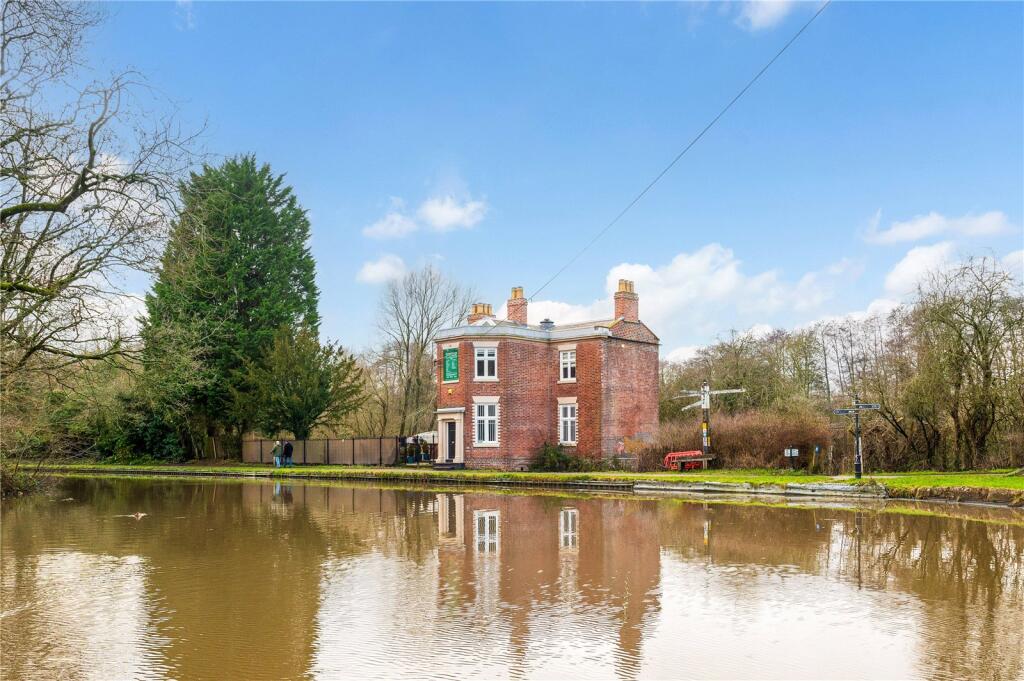 Main image of property: Birmingham, West Midlands