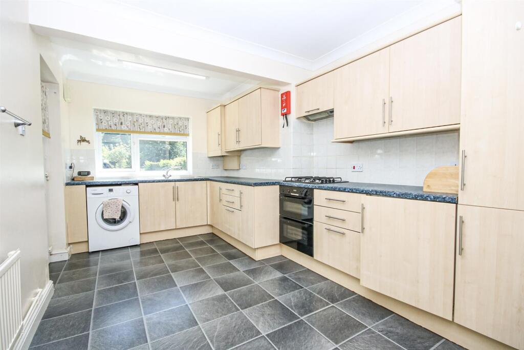 Oval Road, Costessey photo 2