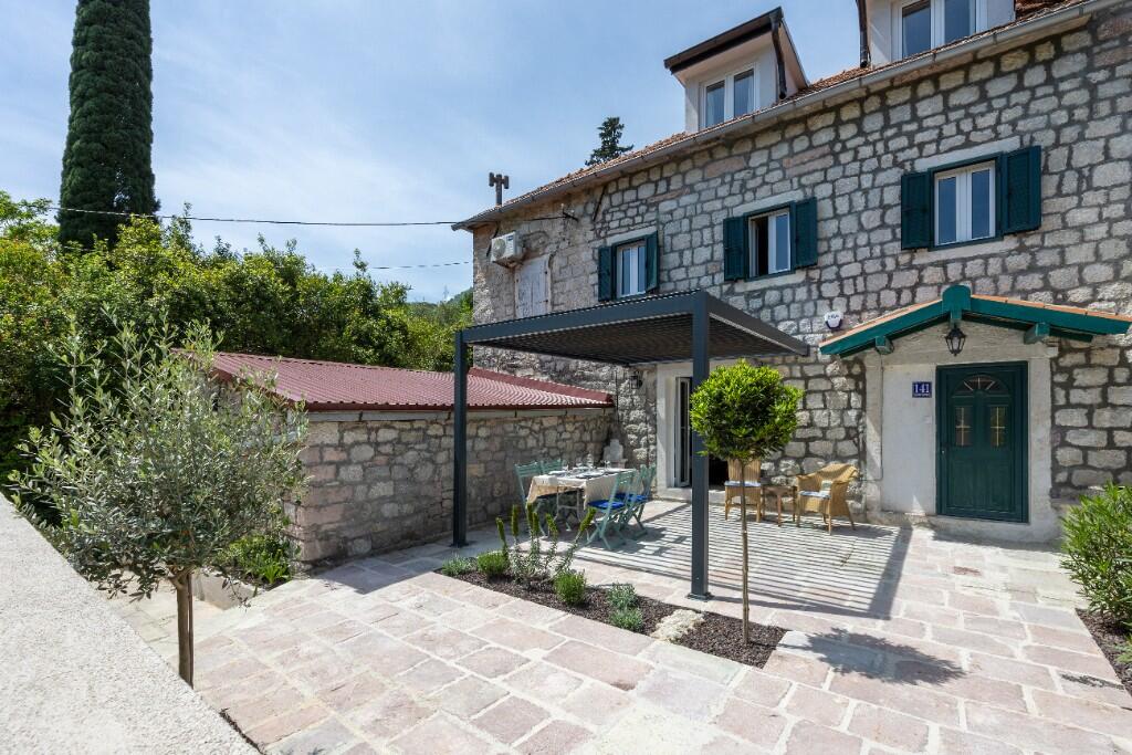 Main image of property: Kamenari, Montenegro