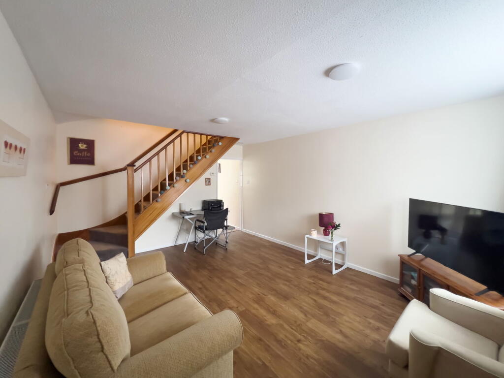 2-bed terraced on Collins Road, Exeter, EX4 5DE, £270,000