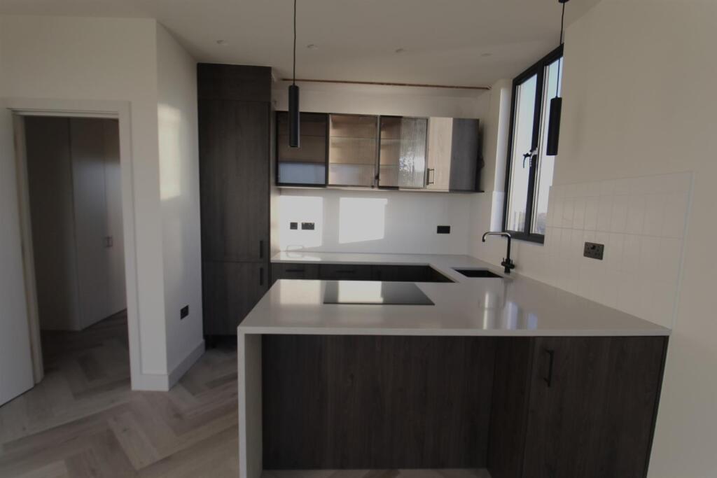 Main image of property: Williams Grove, Wood Green, N22