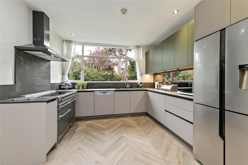 House in London - More