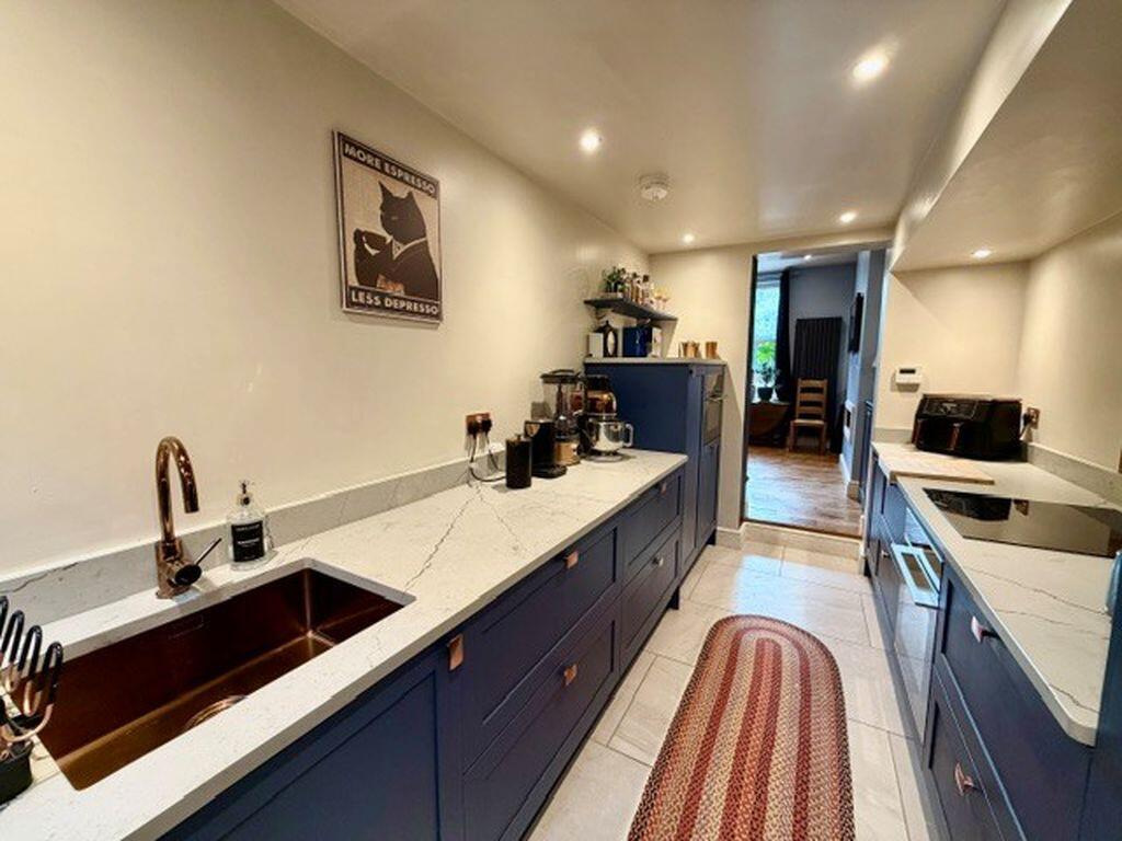 House in Halifax - View 2