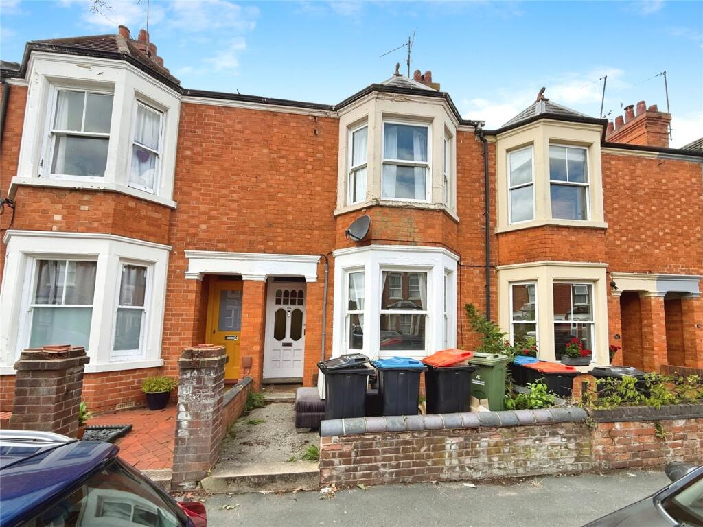 3-bed terraced on Peel Road, Wolverton, Milton Keynes, £270,000