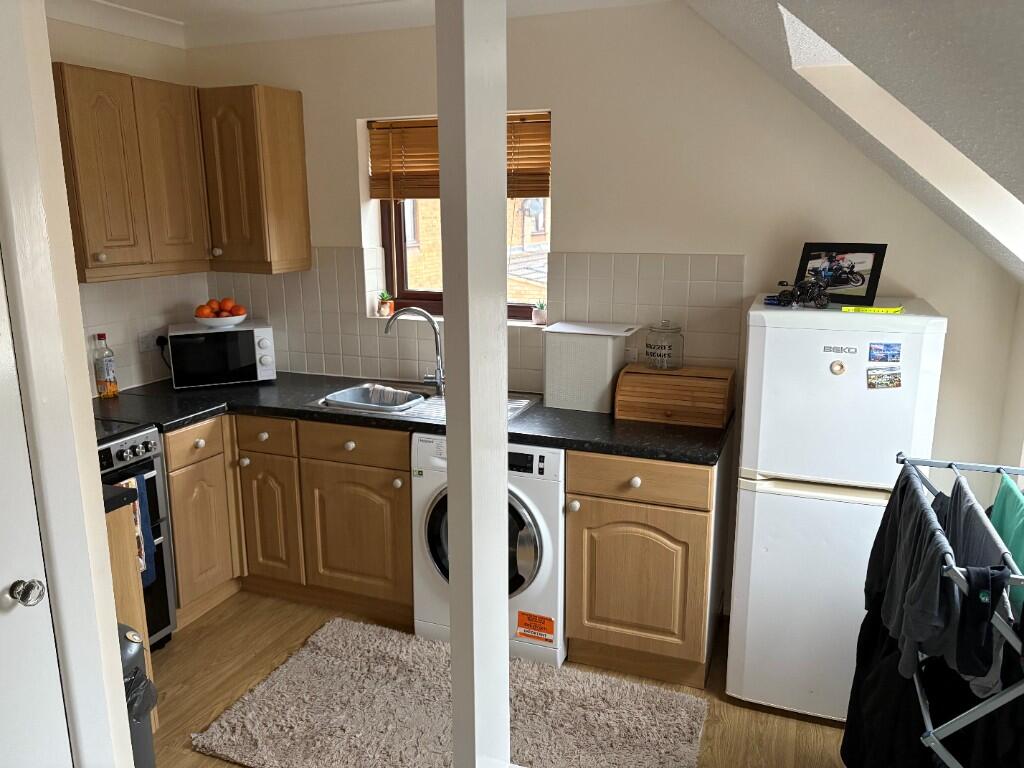 Montfitchet Walk, Stevenage, Hertfordshire, SG2 photo 4
