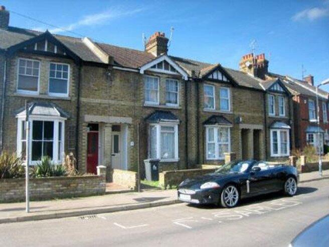 Main image of property: Heaton Road