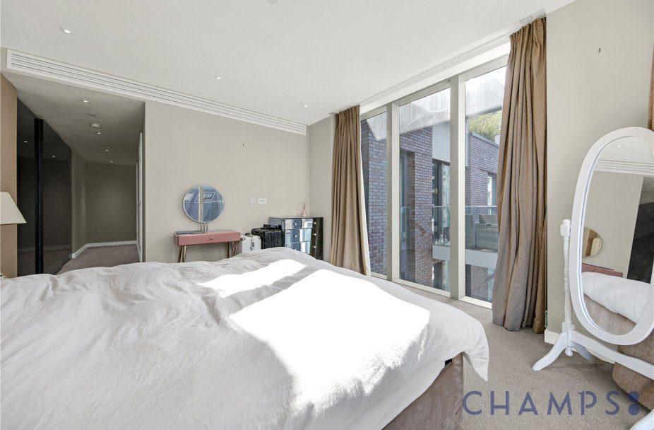 Apartment in London - More