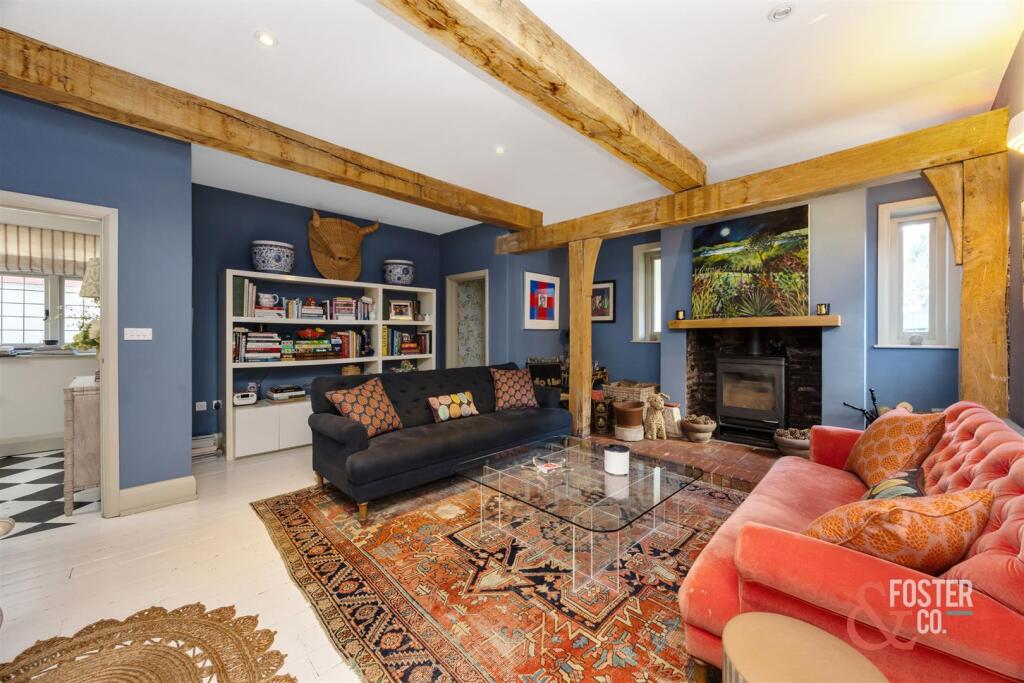 House in Brighton - More