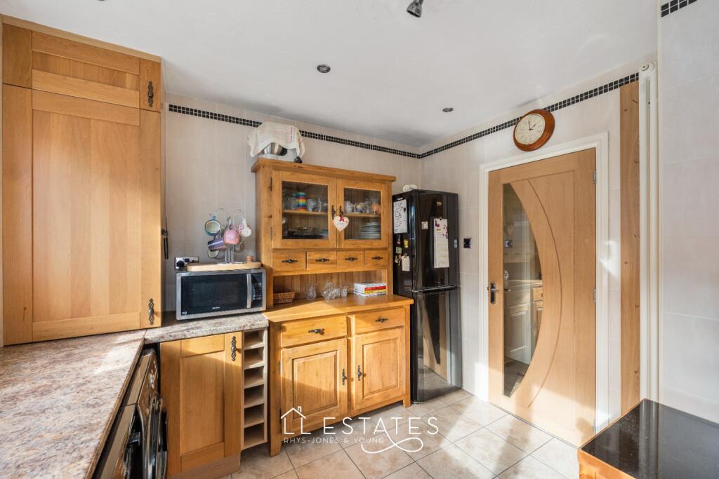 House in Llandudno - View 3