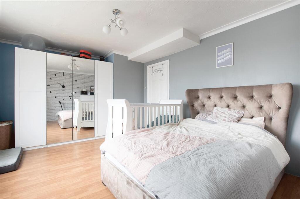 Apartment in Wellingborough, Hatton Park - More