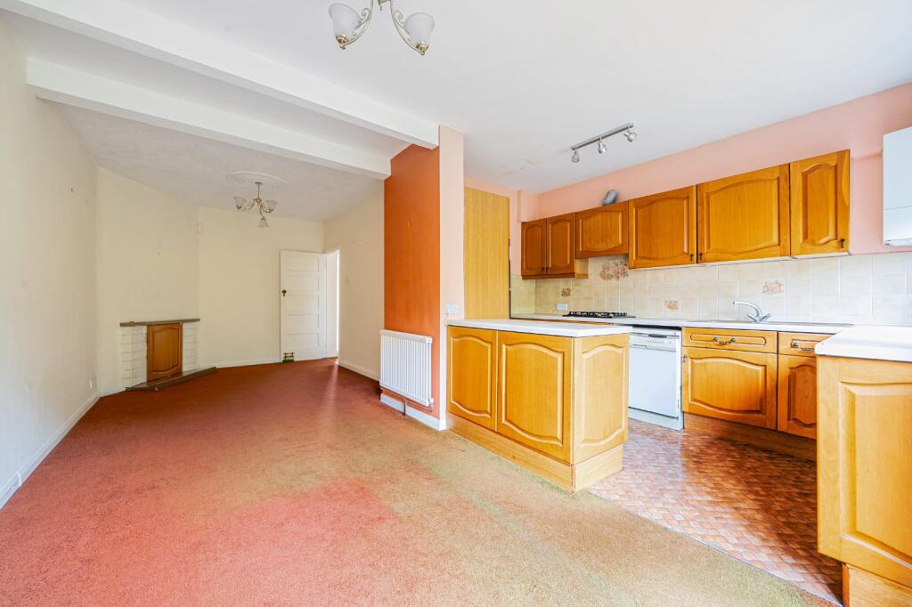 House in London - View 5