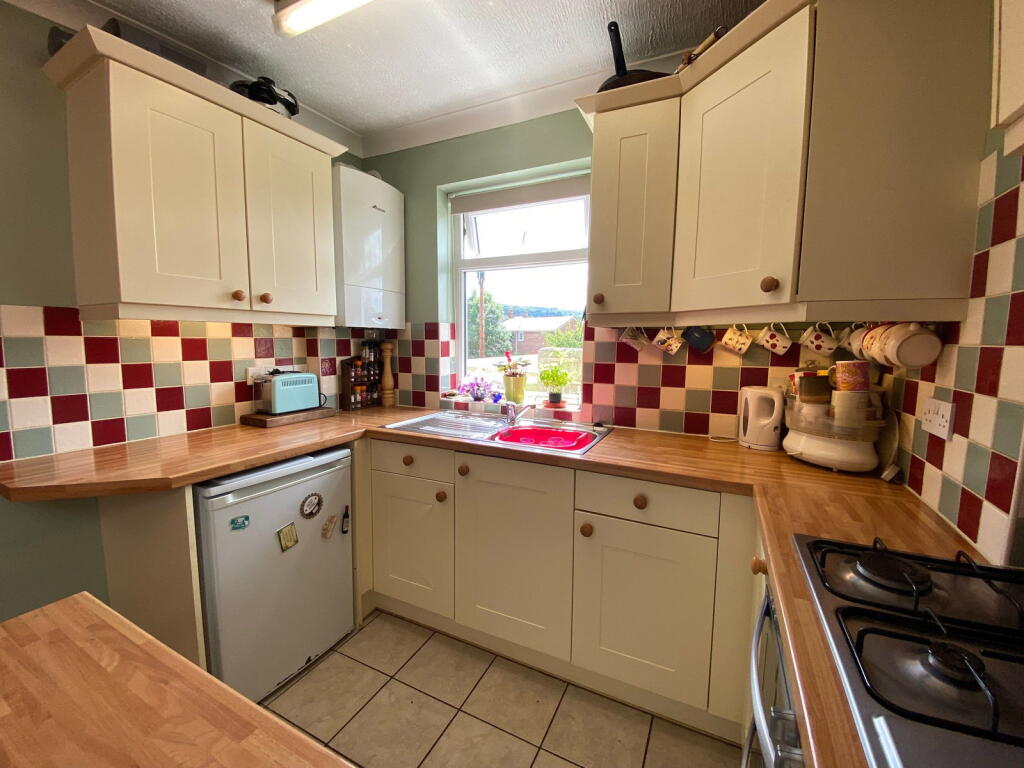 Lopes Crescent, Okehampton, EX20 1LZ photo 4