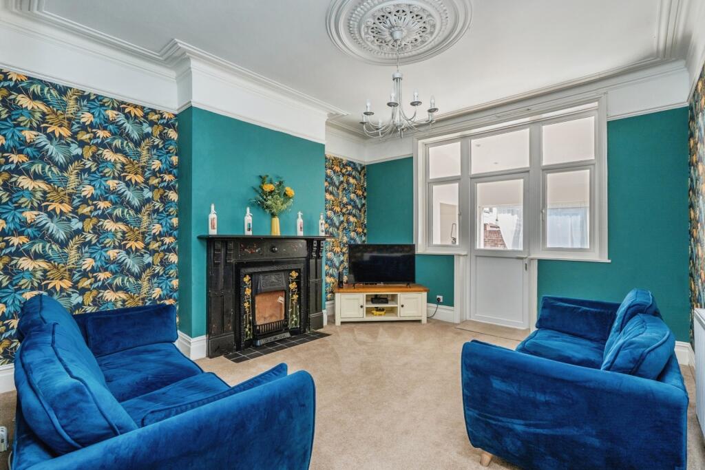 Apartment in Portsmouth - View 2