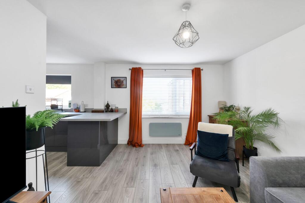 Apartment in North Hertfordshire, Royston - View 4