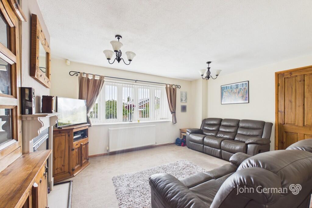 House in Burton-on-Trent, Outwoods - View 5