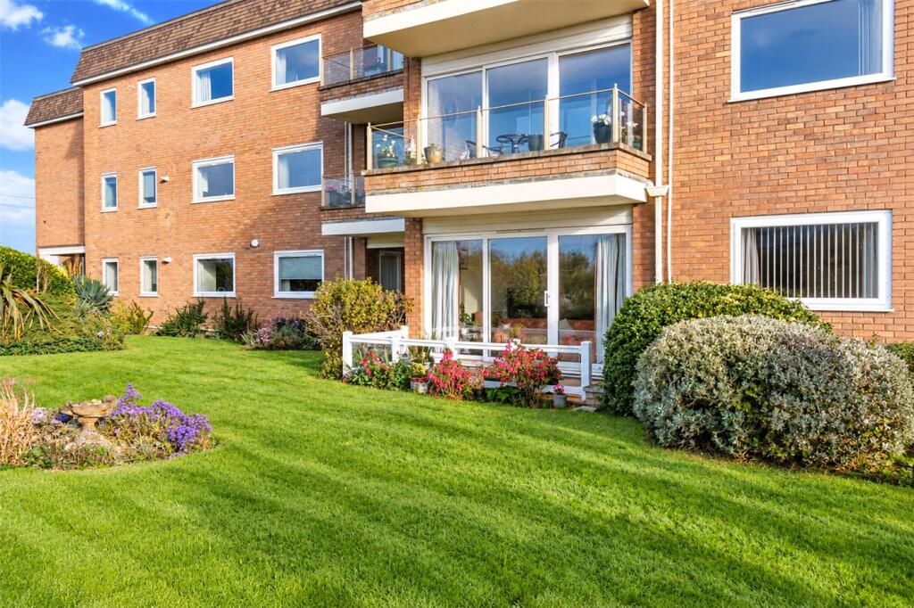 Apartment in West Kirby, Grange - View 5