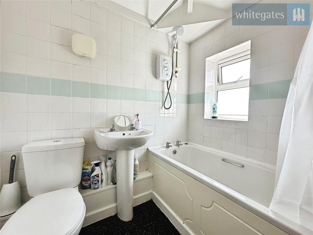 Heol Craigfab, Cefn Mawr, Wrexham, LL14 photo 4
