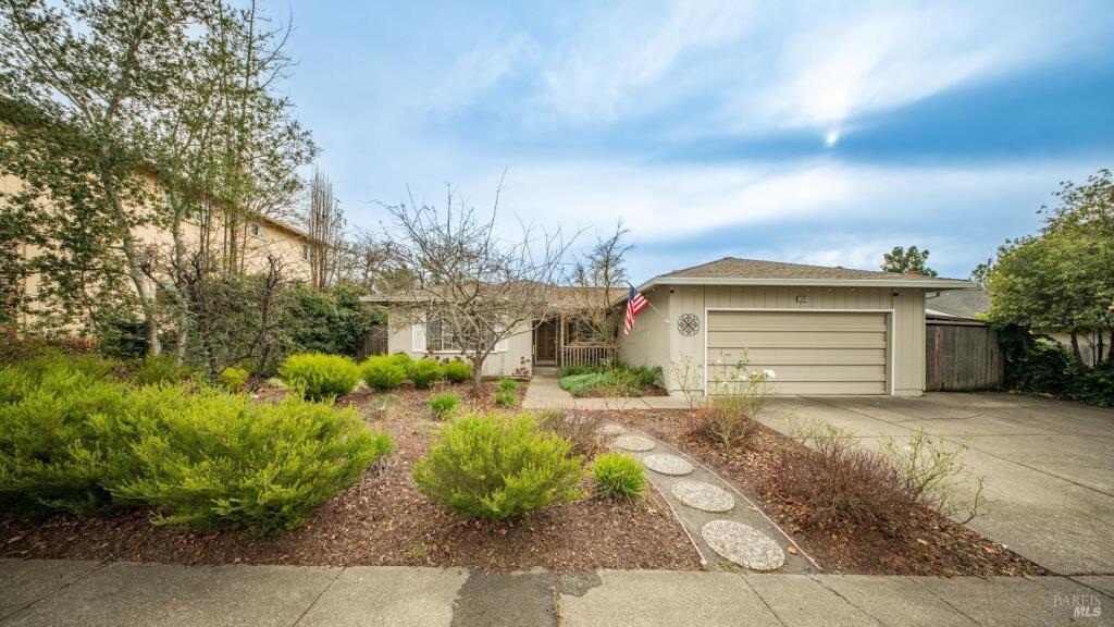 Main image of property: California, Sonoma County, Santa Rosa