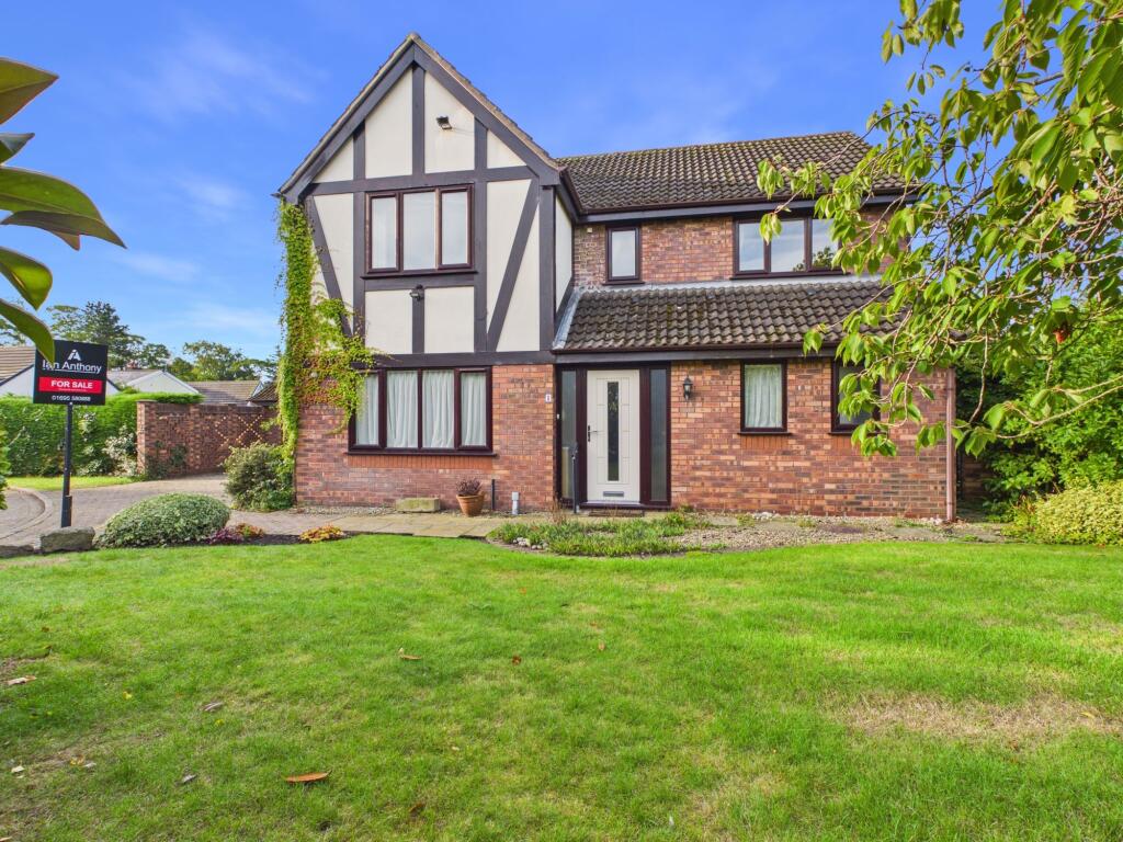 Main image of property: Butterfield Gardens, Aughton, L39