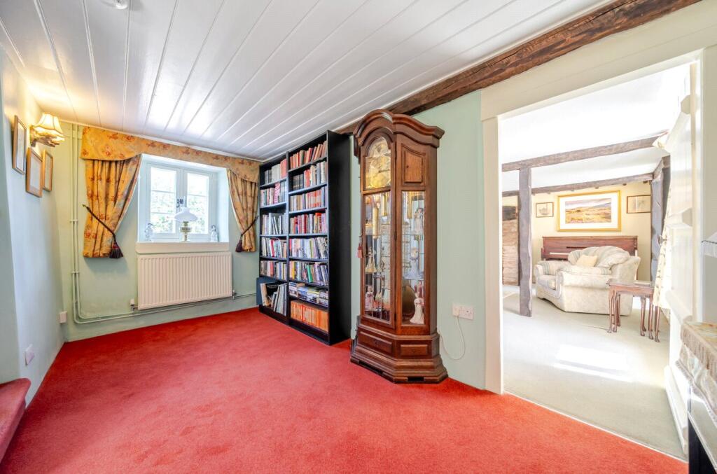 House in Taunton - View 5