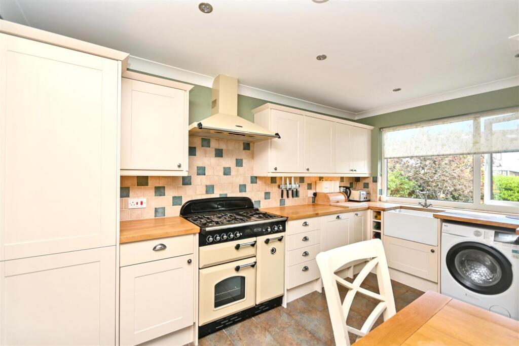 House in Eastbourne, East Sussex - View 4