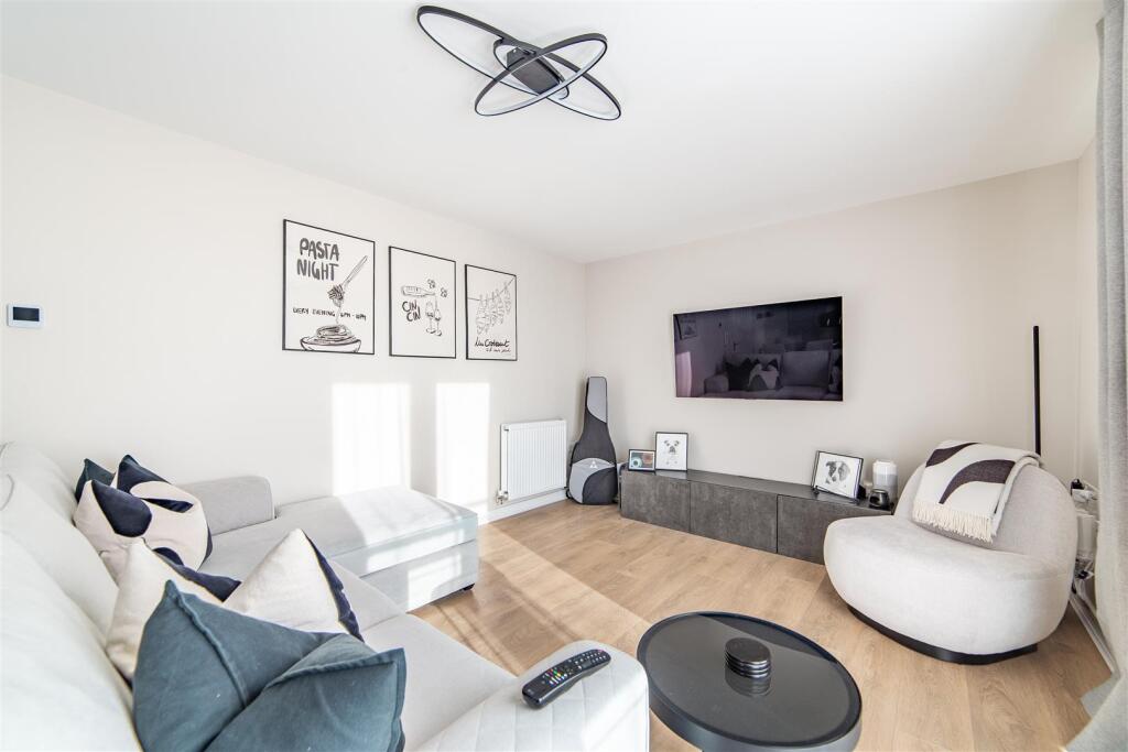 Apartment in Newcastle upon Tyne, The Maples, Middle Brunton - View 4