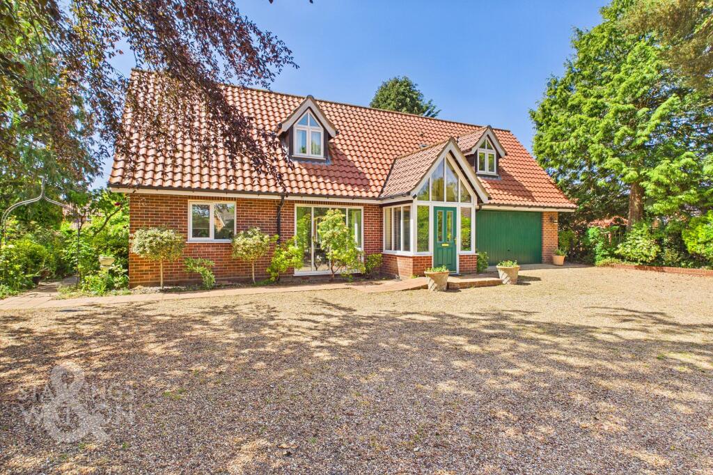 4-bed detached on Woodbastwick Road, Blofield Heath, Norwich, £635,000