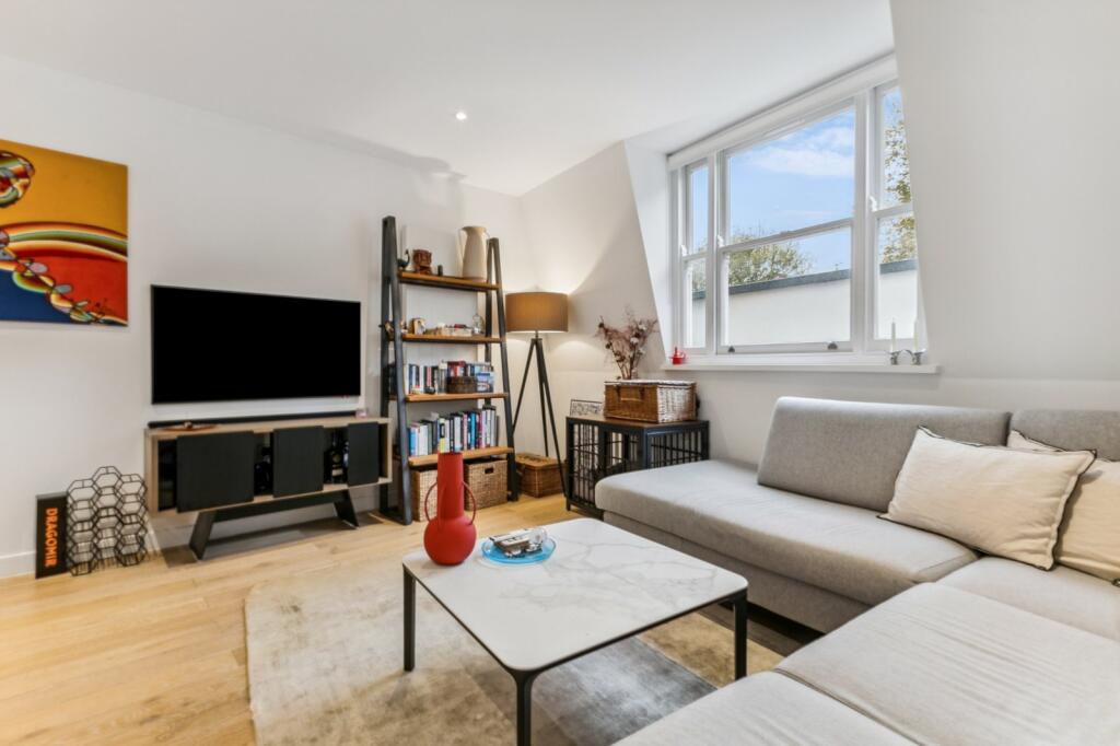 Apartment in London - View 2