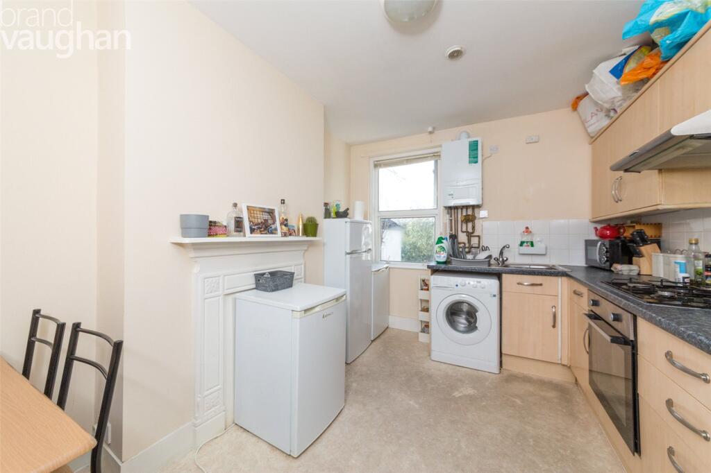 Apartment in Brighton - View 3
