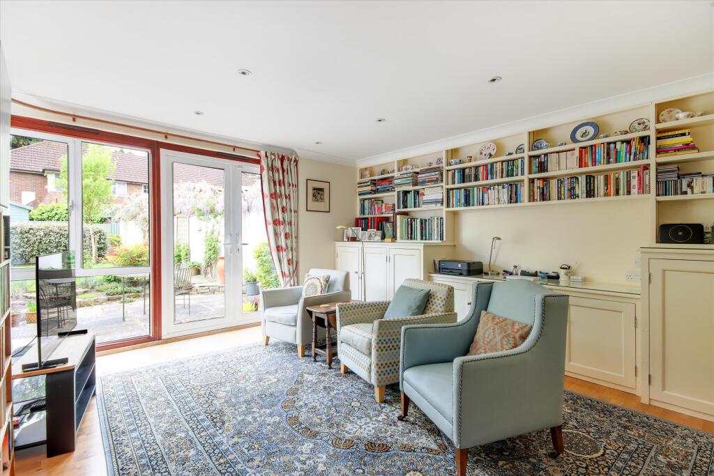House in Tunbridge Wells, Kent - More