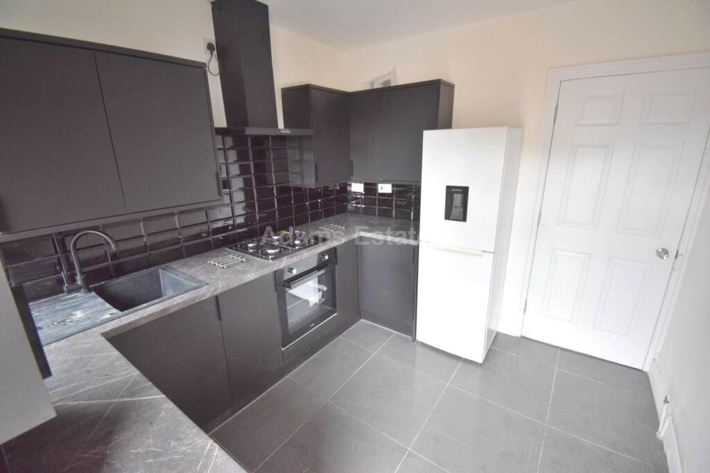 Apartment in Reading - View 2