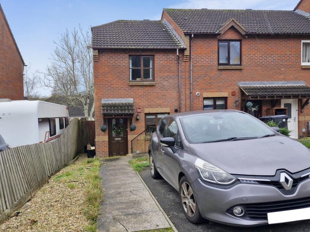2-bed terraced on Abelia Close, Paignton, £195,000