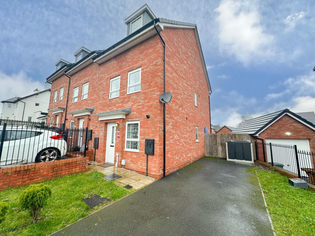 Main image of property: Far Hey Drive, Wirral, CH49