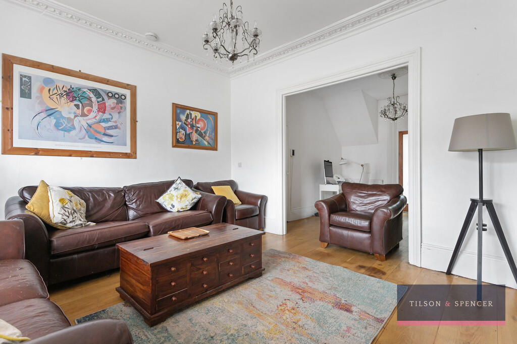 Apartment in London - View 5