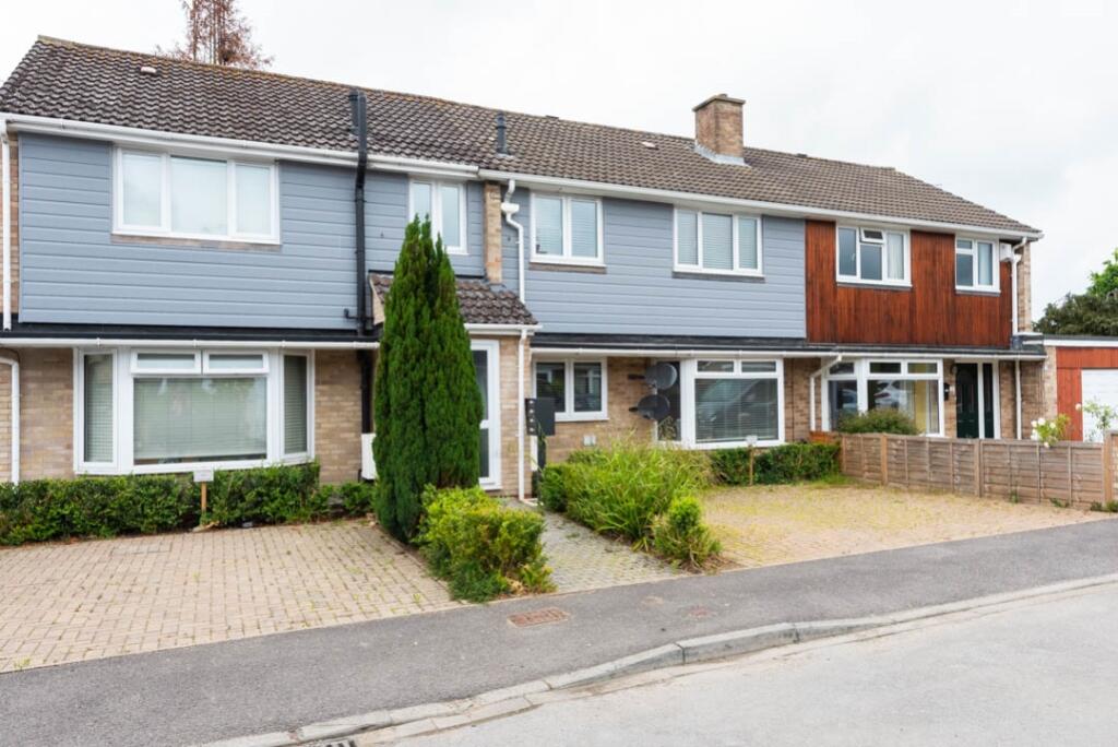 Main image of property: Snowdon Mede, Headington, OX3