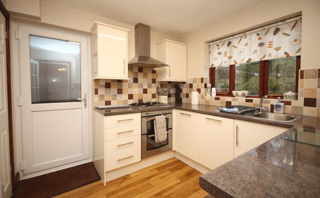Capel Coch Road, Llanberis, Caernarfon, Gwynedd, LL55 photo 3