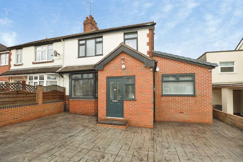 4-bed semi-detached on Whalley Avenue, Stoke-on-Trent, ST4, £350,000