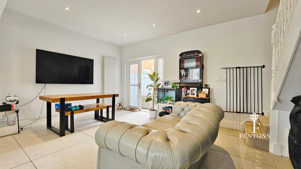 House in Kirby Cross, Frinton and Walton - More