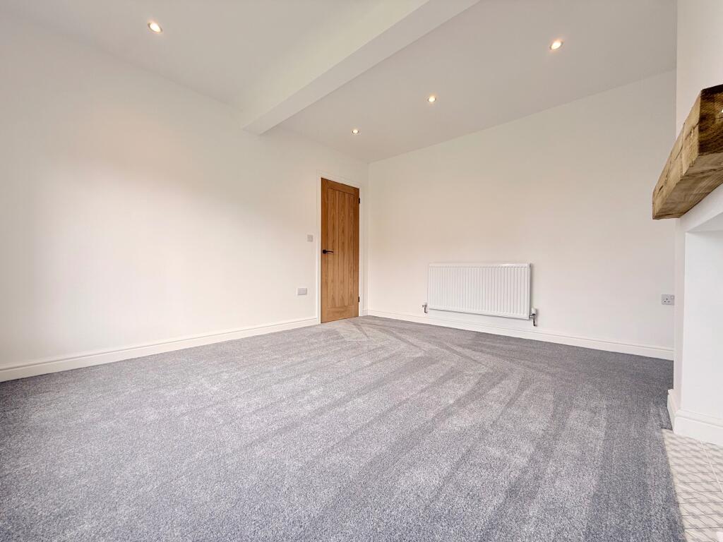 House in Cardiff, Pyle - View 4