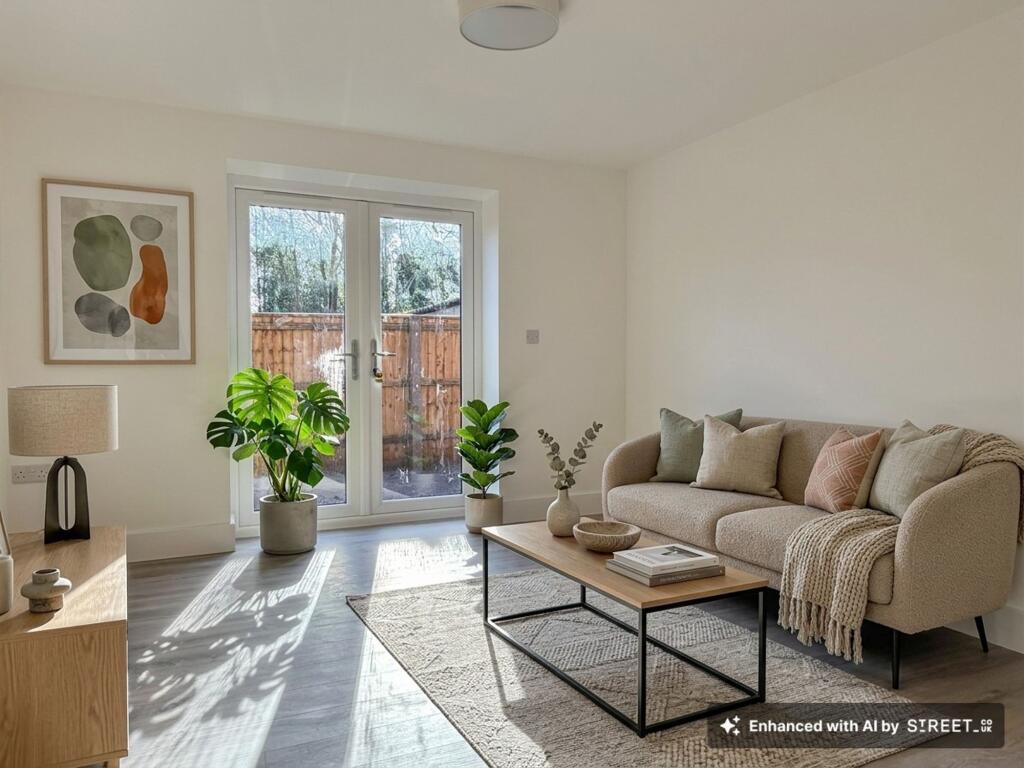 Main image of property: South Street, Hythe, SO45