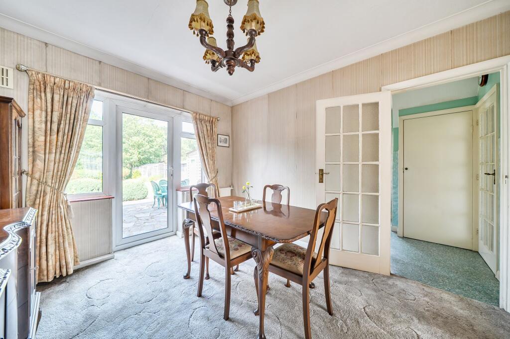 House in Mole Valley, Ashtead Park - View 4
