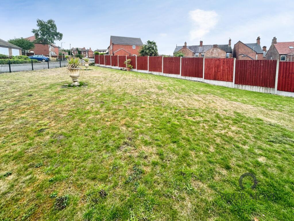Browning Road, Swadlincote, Derbyshire, DE11 - More