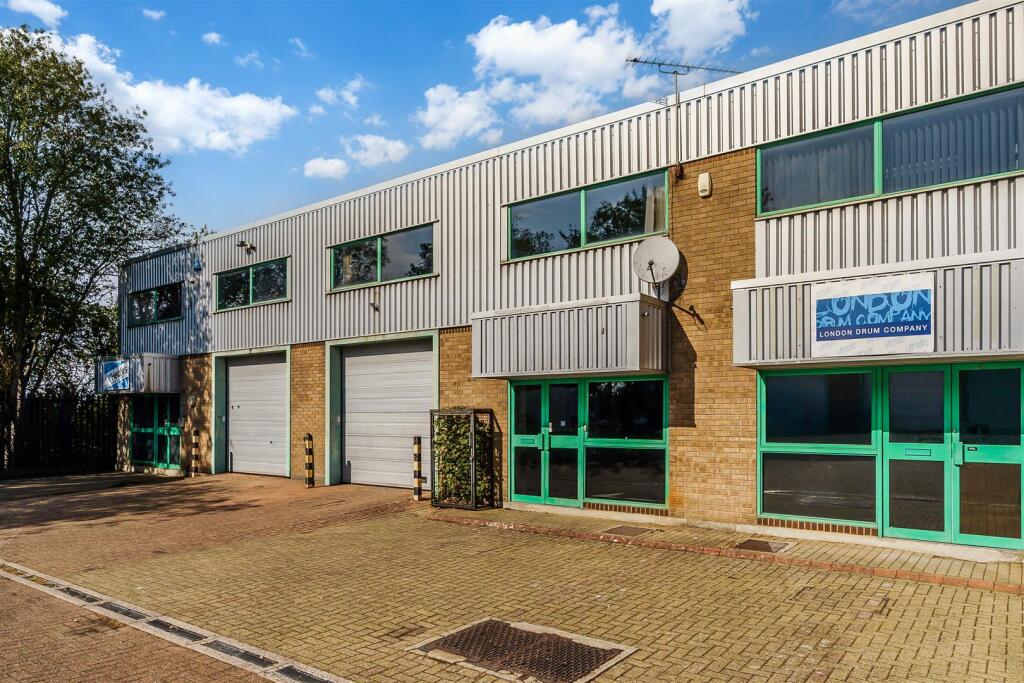 Main image of property: Waterfield, Tadworth