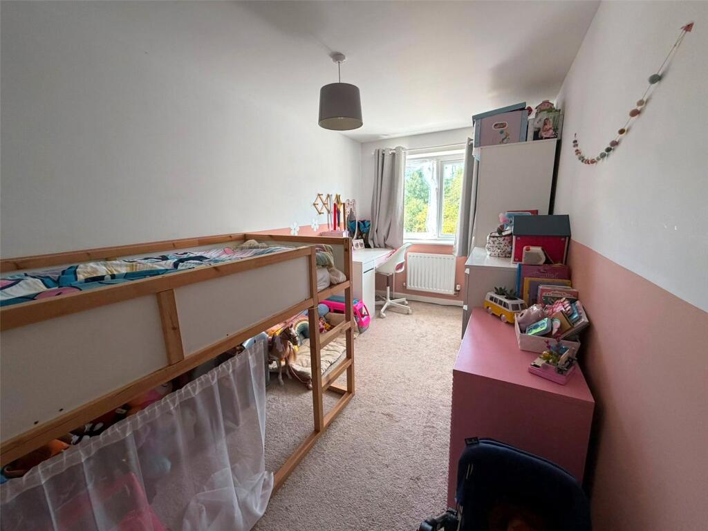 House in Long Buckby - More