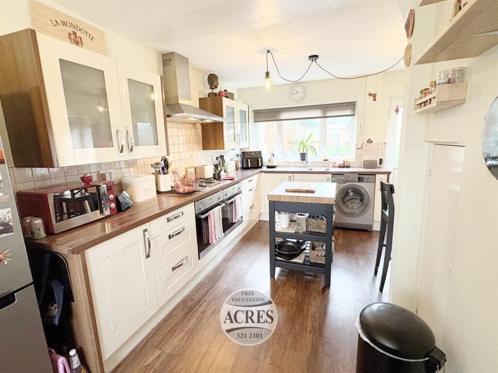 Wyatt Road, Sutton Coldfield - More