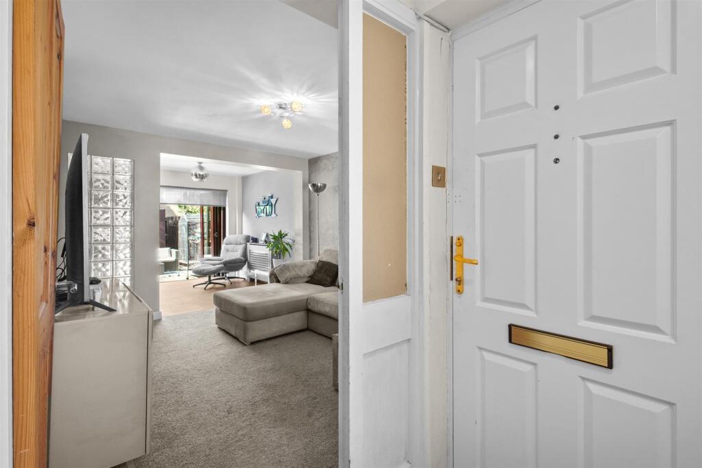 House in Milton Keynes - View 4