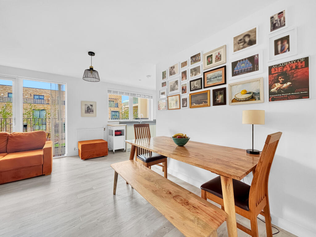 Apartment in Cambridge, Trumpington - More