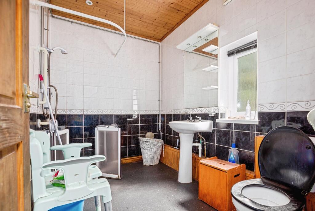 House in Shrewsbury, Machynlleth - View 4