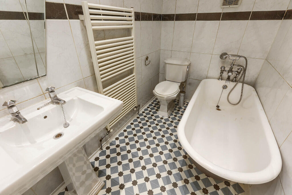 Additional image 9 of Idle Green, Albion Road, Idle, Bradford, West Yorkshire, BD10